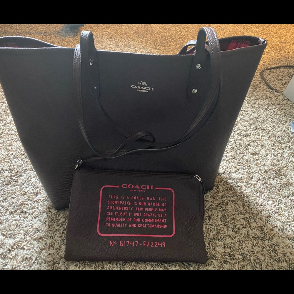 Coach reversible tote 👜